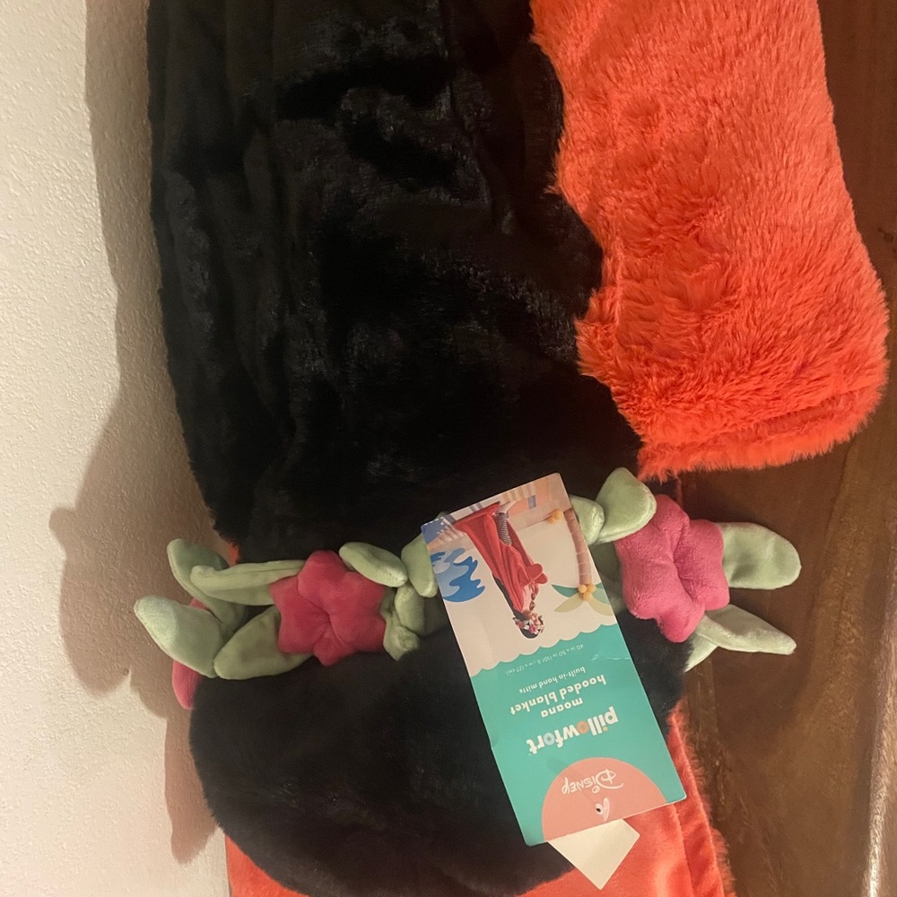 Disney Moana Hooded Blanket Pillowfort NWT Kids Robe/ Throw - Picture 5 of 14